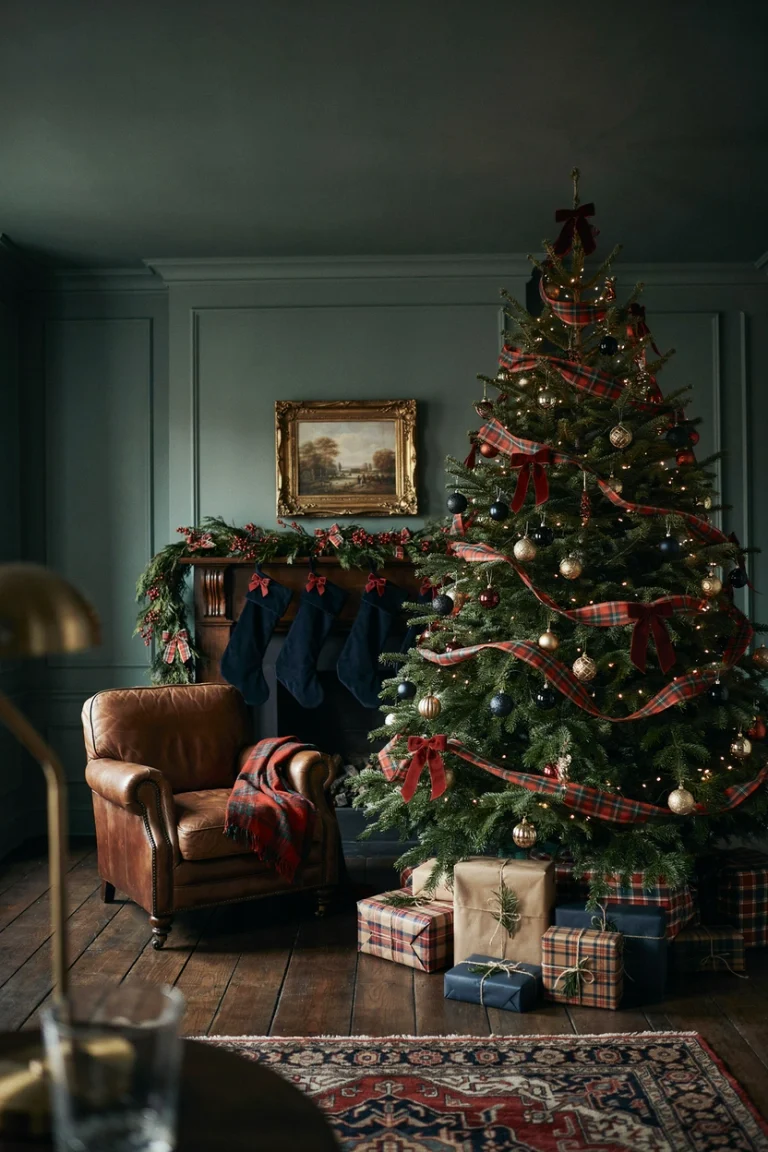 25 Ralph Lauren Christmas Decor Ideas That Feel Cozy
